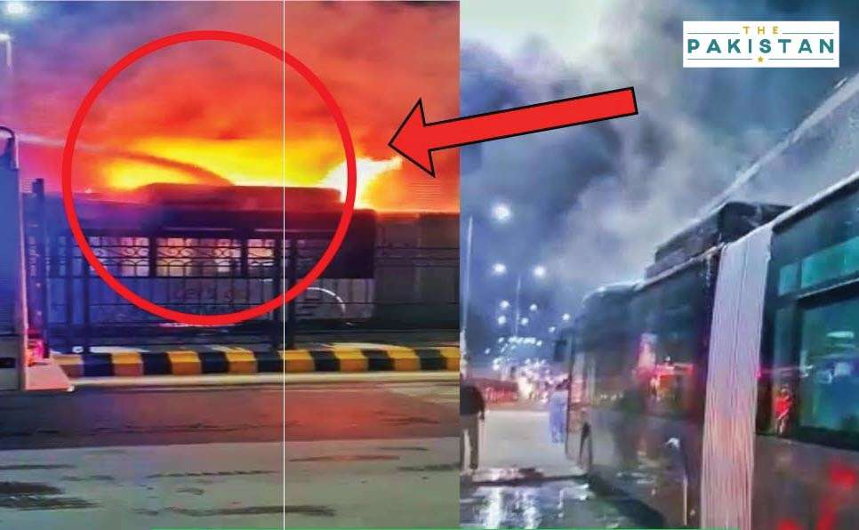 Another Peshawar BRT bus cas catches fire