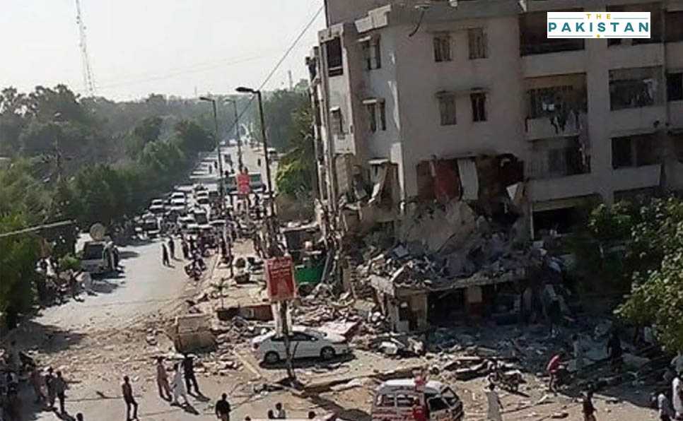 Five killed as blast rips through a building in Karachi