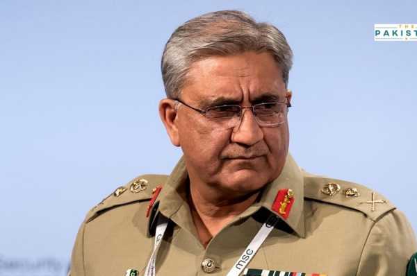 Iranian foreign minister meets Qureshi, COAS Bajwa in Islamabad