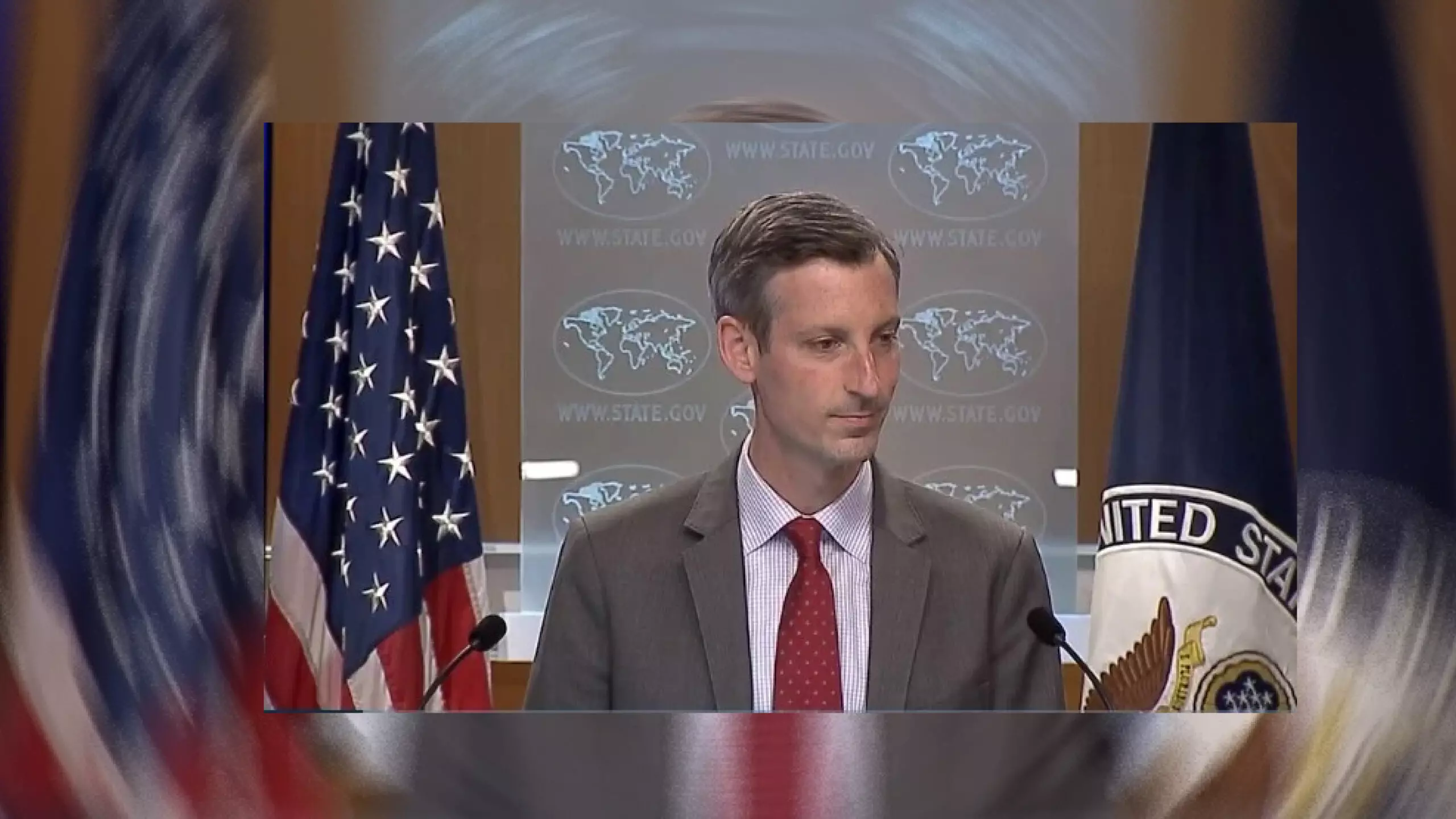 US official unable to answer reporters with a straight face on Palestine issue