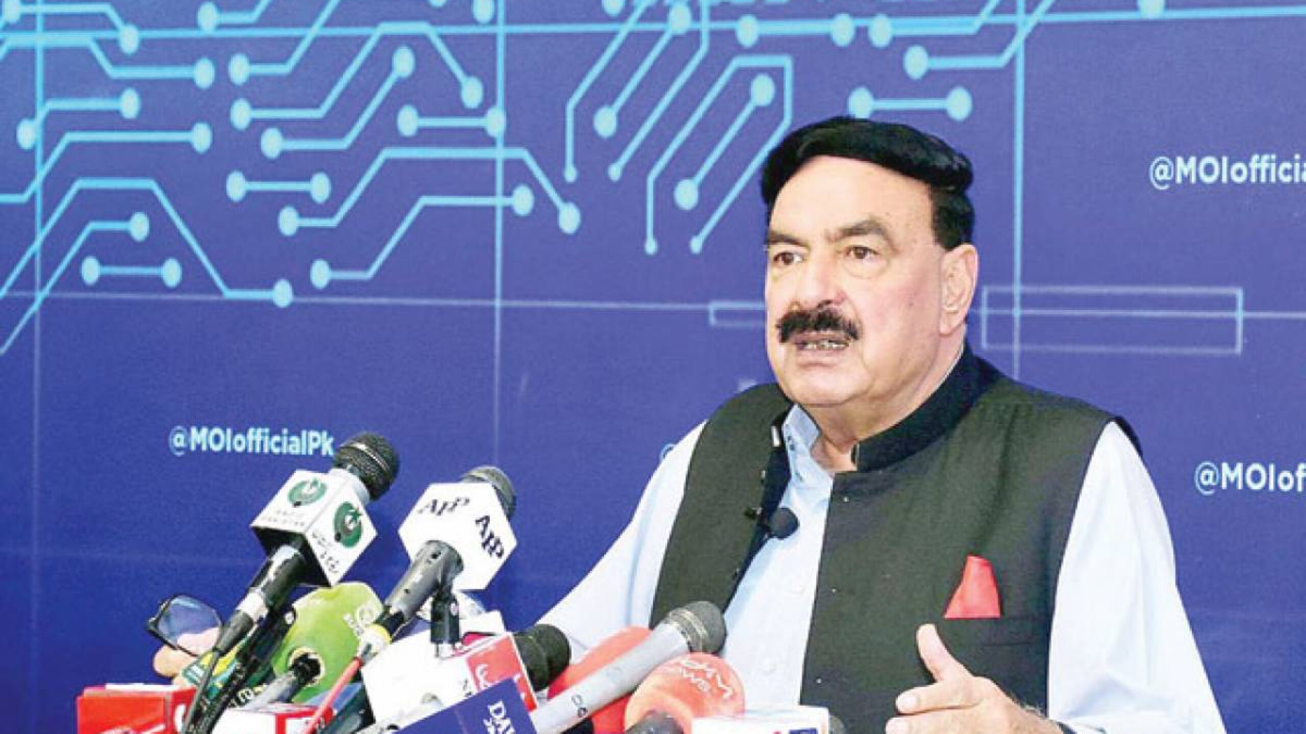 India clearly behind Lahore blast: Sheikh Rashid