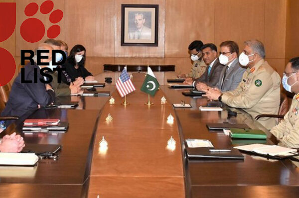 Headline Pakistan’s top diplomat in UK expecting red list exit soon