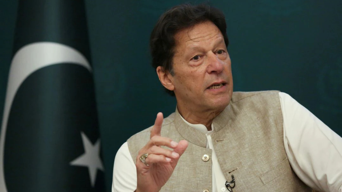 PM Khan asks PAC to probe his corruption