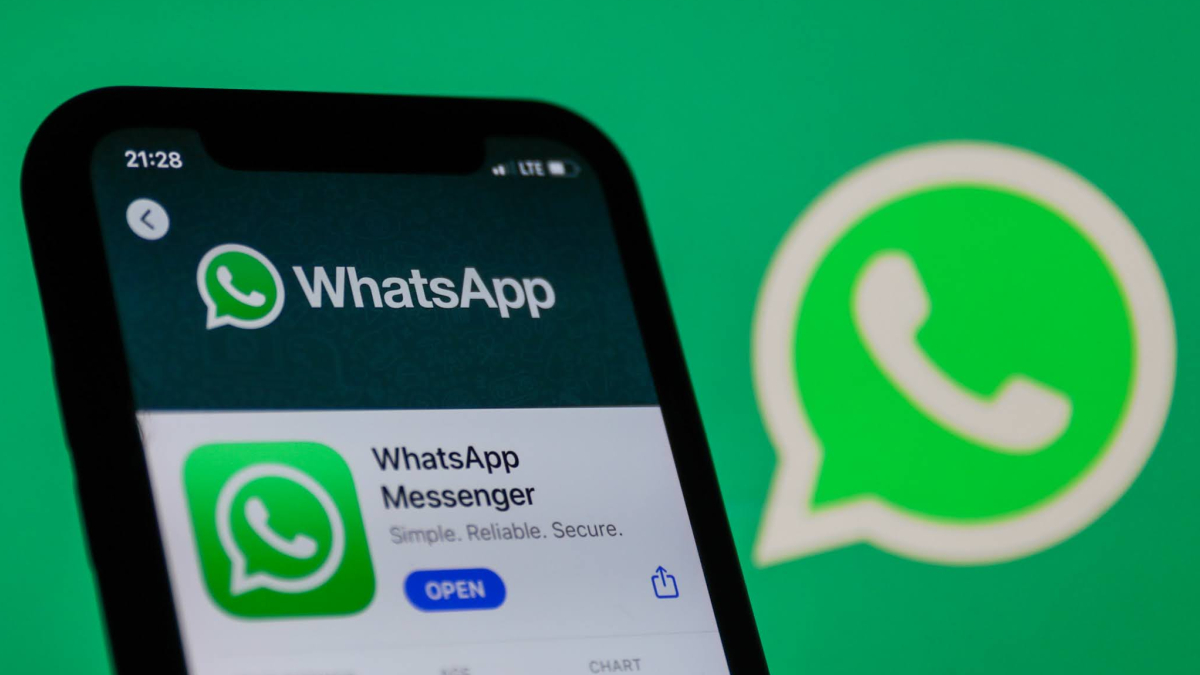 Scam alert: Fake emails from WhatsApp spark controversy