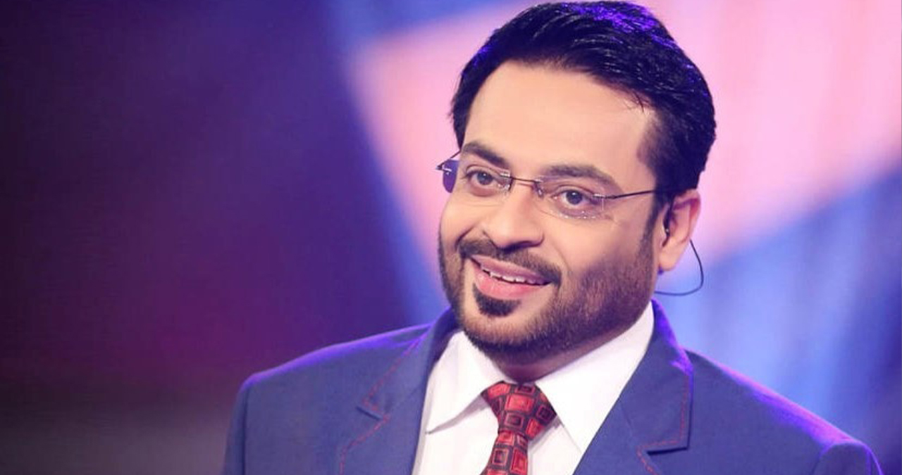 ArrestAamirLiaquat,trends on Twitter,Demands for the arrest,Pakistan Tehreek-e-Insaf (PTI) MNA,controversial TV host,top trends on Twitter