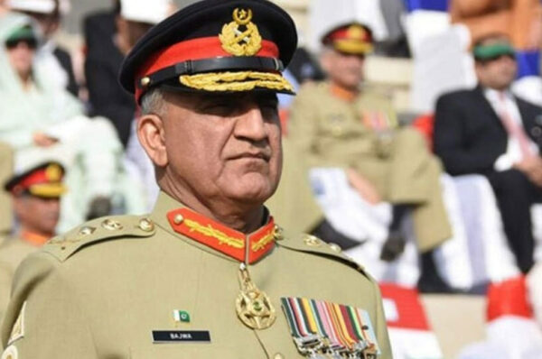 COAS Bajwa bogs Imran Khan, says can’t hurt ties with US