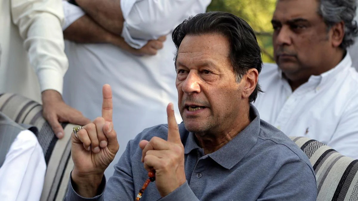 Imran Khan says govt to arrest him to break movement’s momentum