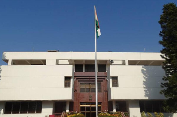 Pakistan outraged over blasphemy by BJP officials
