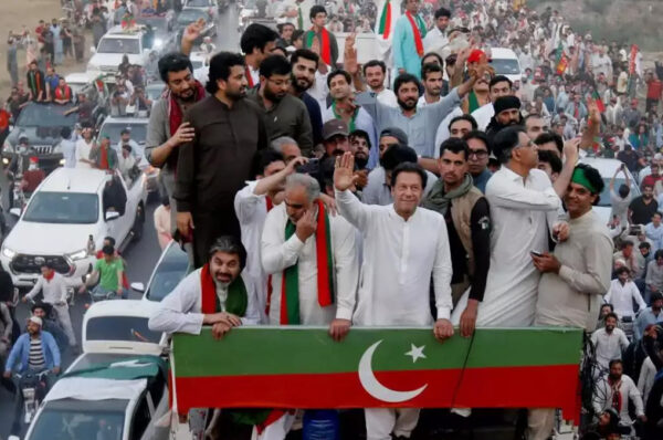 PTI Forms Plan To Withdraw Cases Filed In Punjab After 'Azadi March'