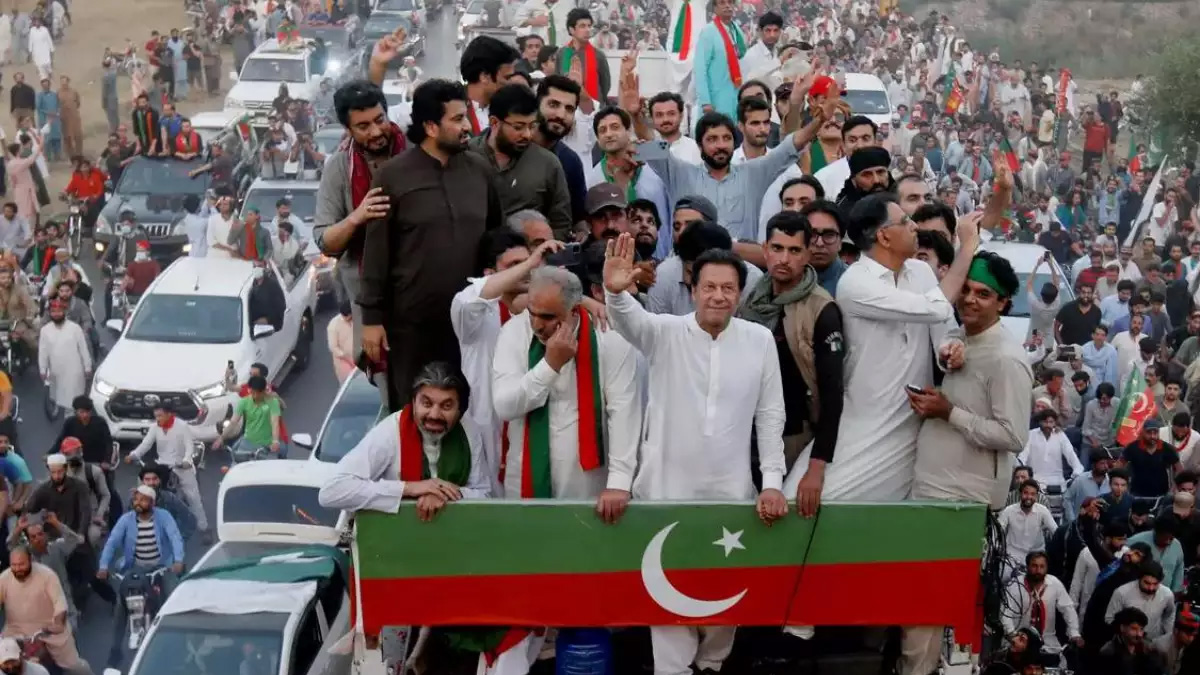 PTI Forms Plan To Withdraw Cases Filed In Punjab After 'Azadi March'