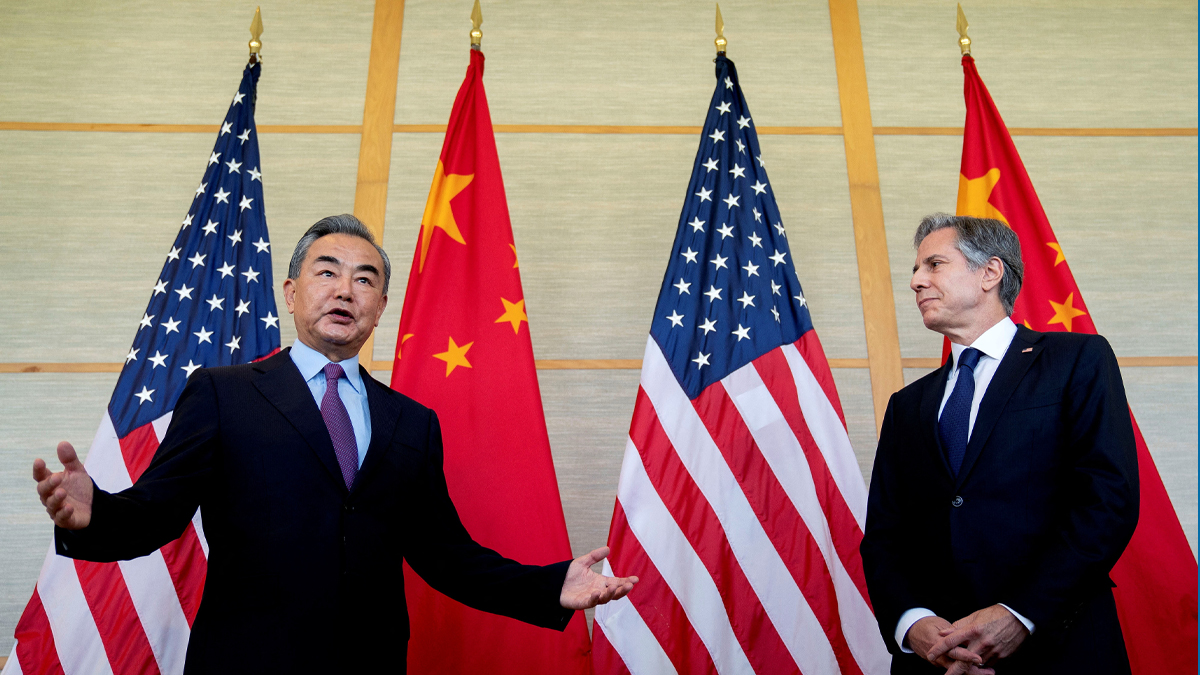Chinese, US Foreign Ministers Hold Rare In-Person Talks Since October