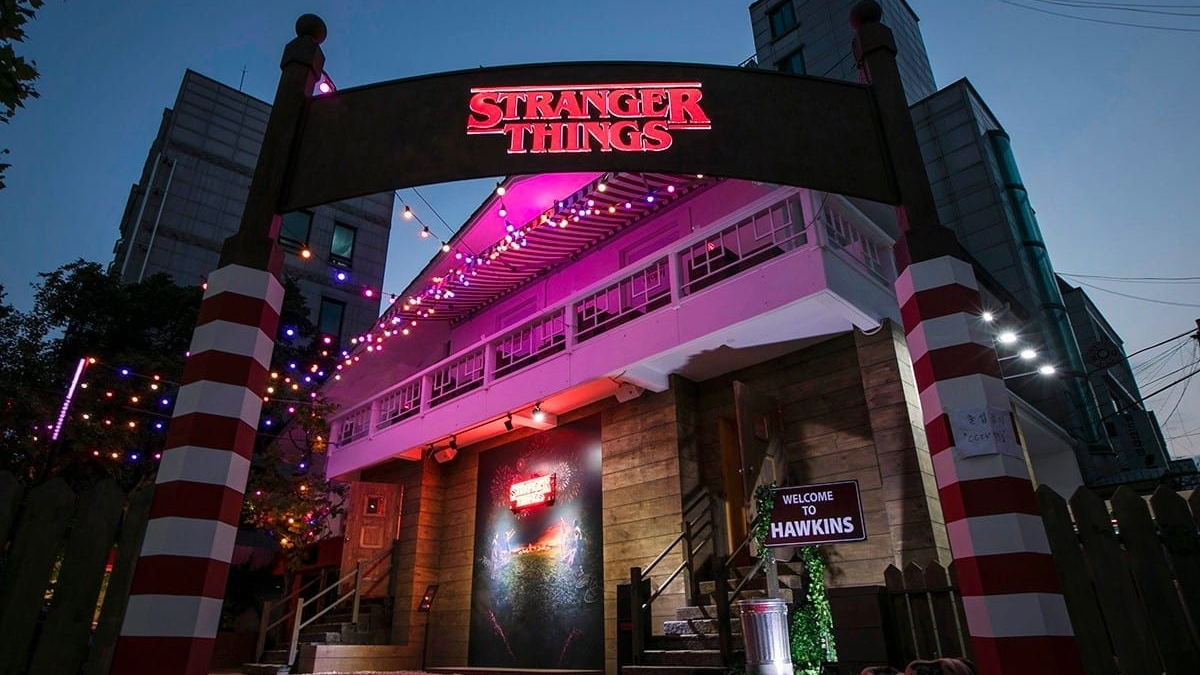  Stranger Things Cafe Opens In Tokyo
