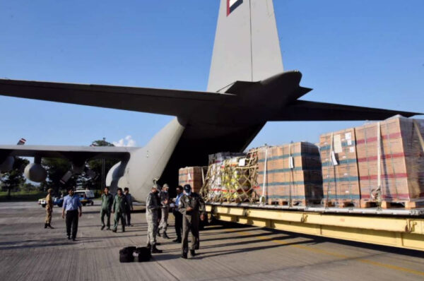 UAE Starts With Operating Air Bridge For Flood Victims in Pakistan