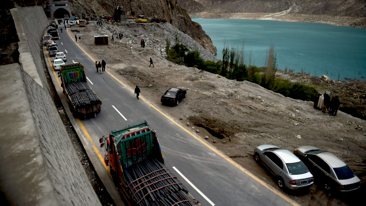 Traffic Restored Between Gilgit-Baltistan, KP