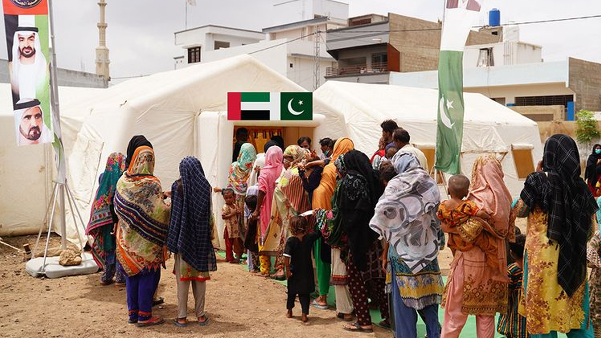 Emirates Hospital treats 25,000 flood victims in Pakistan