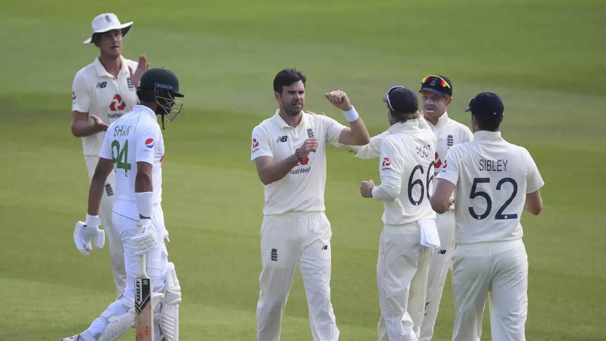England to go For The Kill in Pakistan Tests, says Anderson