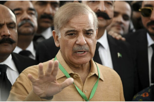 Shehbaz to ‘Consult Nawaz’ in London Over COAS Appointment