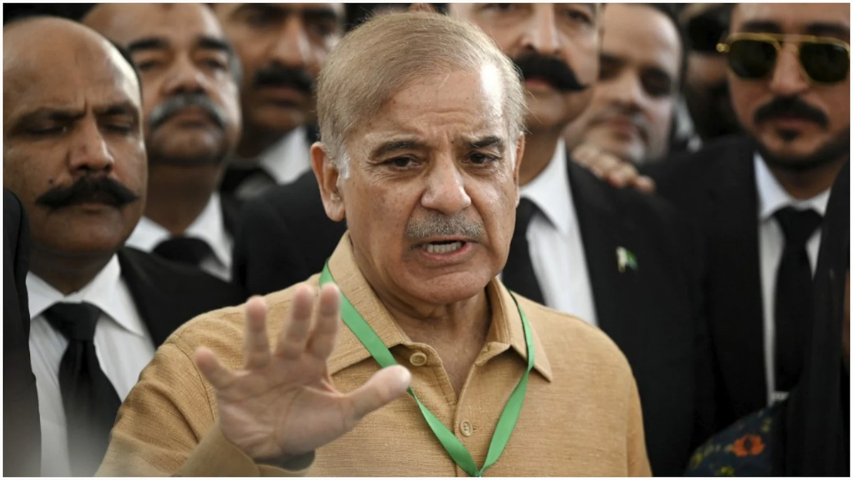 Shehbaz to ‘Consult Nawaz’ in London Over COAS Appointment