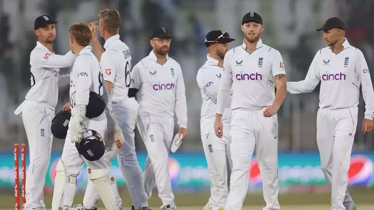 England Targets Historic Clean Sweep Against Pakistan
