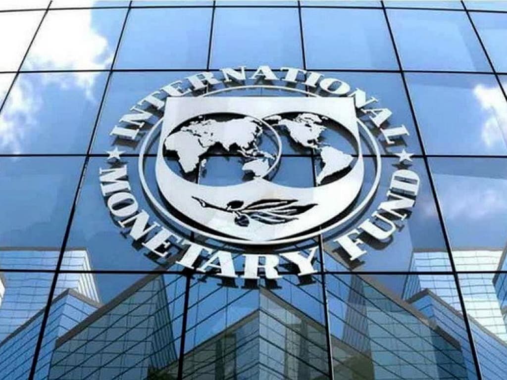 IMF requests Pakistan to comply with demands within three weeks to restart halted programme