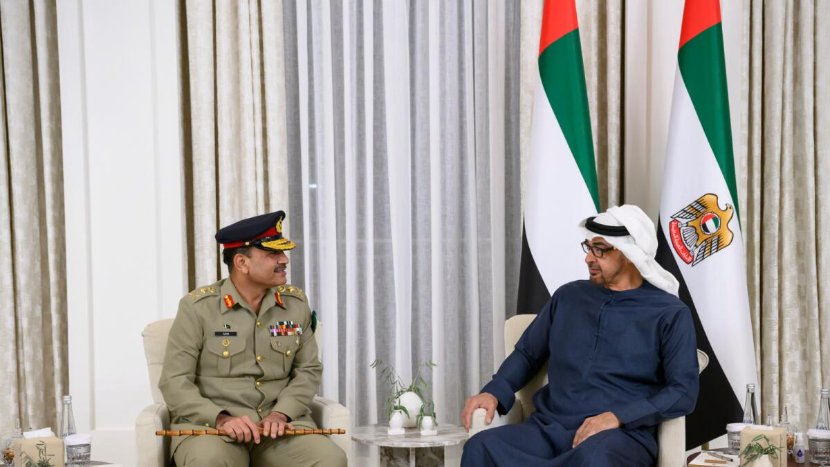 <strong>Sheikh Mohamed bin Zayed welcomes Pakistan’s Chief of Army Staff</strong>