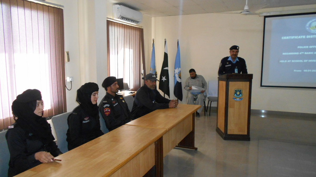 Islamabad Police holds workshop for school students