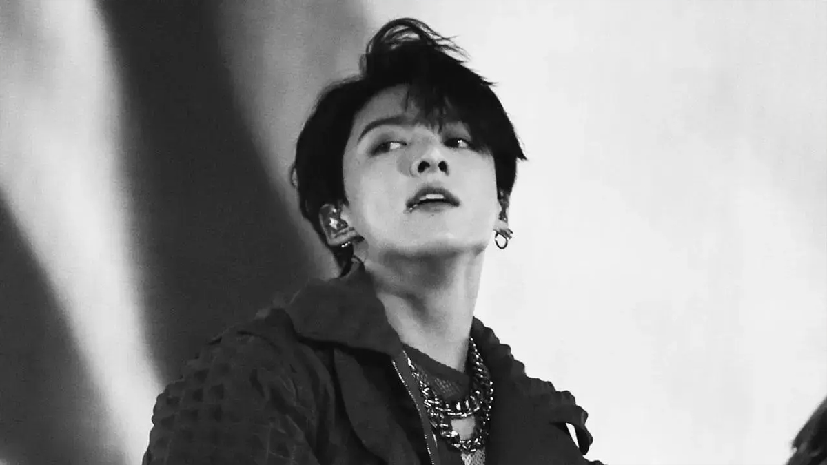 Army worried as Jungkook of BTS cried during live