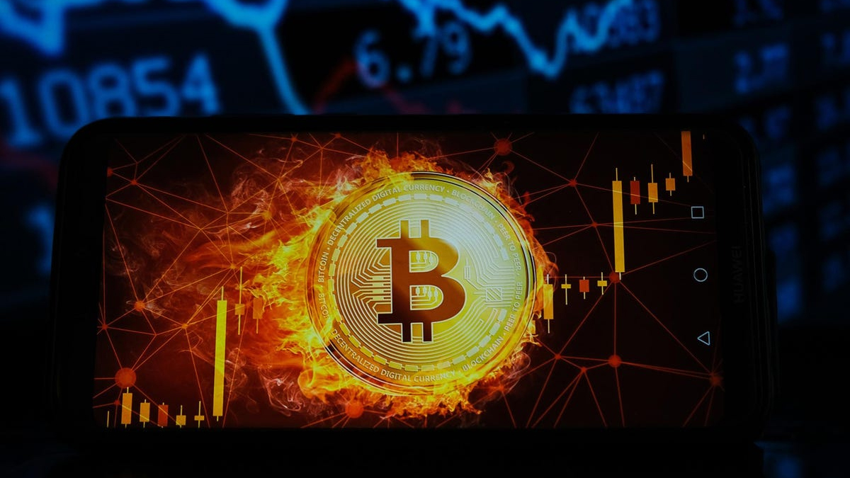 Latest Bitcoin Price Prediction Amid US Financial Crisis