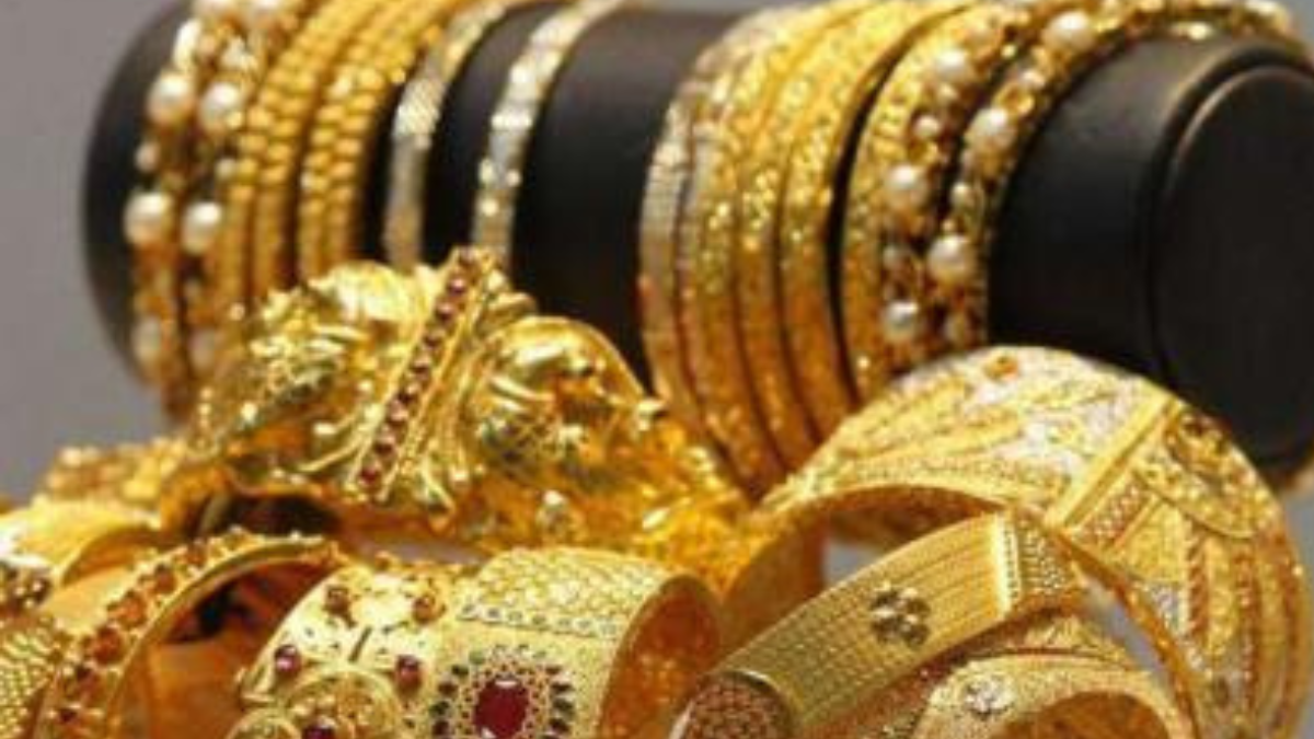 Gold rates increased by Rs. 9000