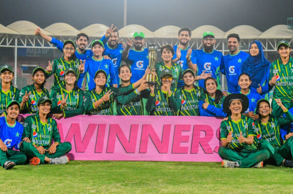 pakistan women's cricket team creates history against south africa