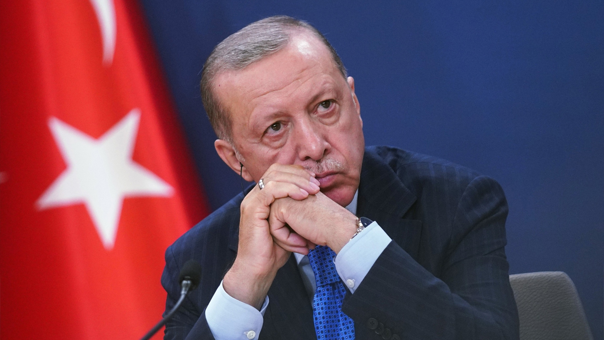 Turkey’s Erdogan Urges Israel to Cease Indiscriminate Attacks, Offers Mediation in Israeli-Palestinian Conflict