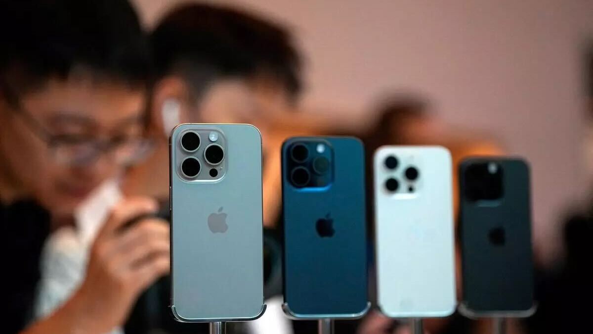 Apple’s Bid to Block Lawsuit Over Defective iPhone Batteries Fails
