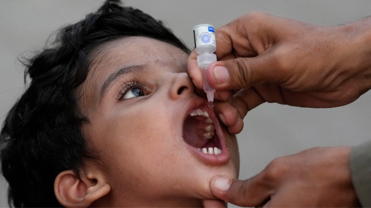 Pakistan faces polio shock fifth case comes to light in Karachi, urgent steps needed