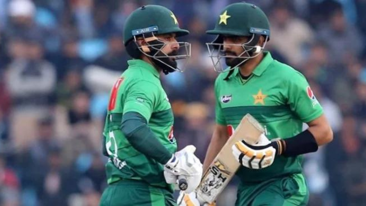 Babar Azam Works Hard, but Awaits a Big Innings, Says Mohammad Hafeez