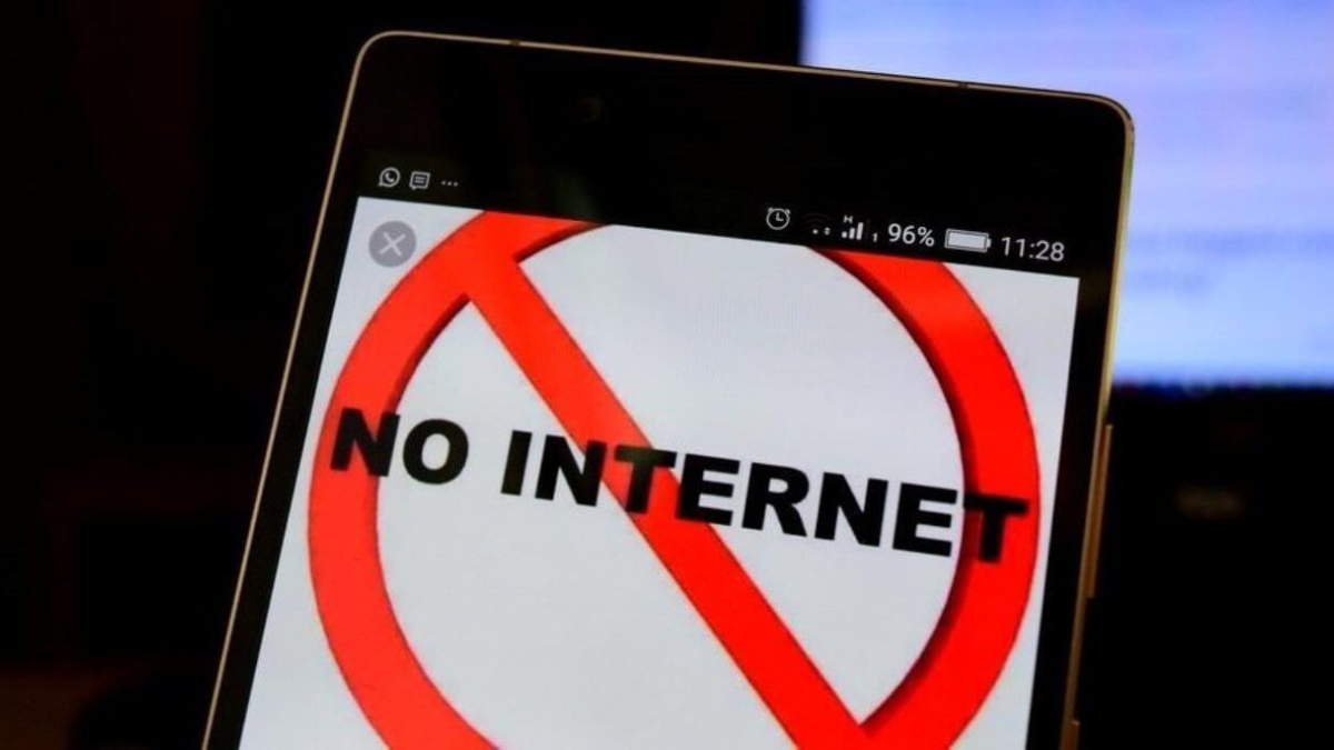 government weighs internet suspension on february 8 polling day