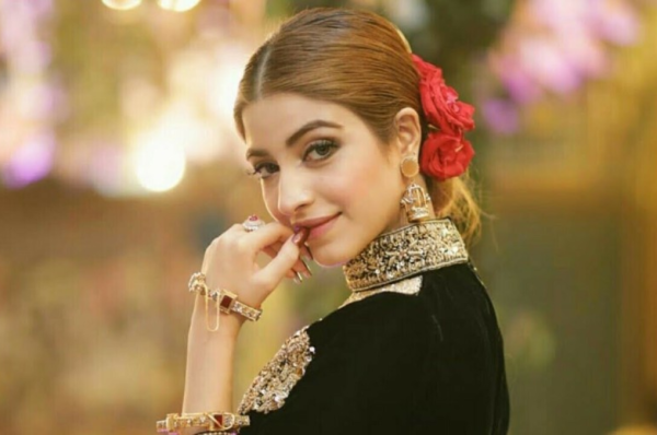 kinza hashmi's journey from first paycheck to cinematic debut in 'hall ki ae
