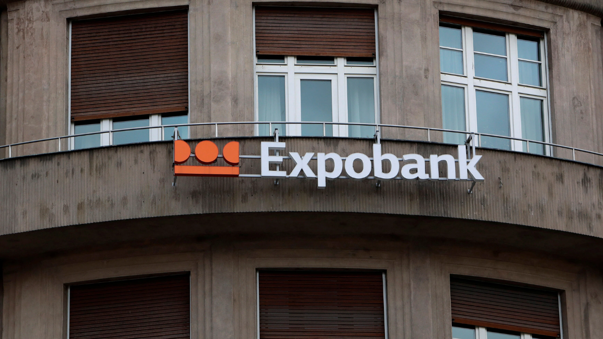 Putin Approves HSBC’s Exit from Russian Market: Sale to Expobank Advances