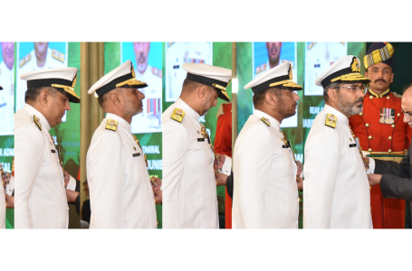 president zardari presents military awards to 42 officers