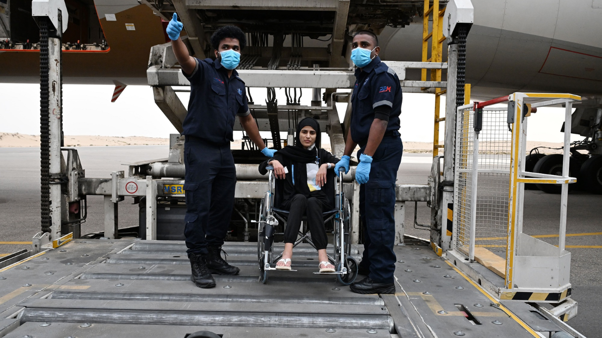 uae welcomes 16th group of palestinian patients for medical care