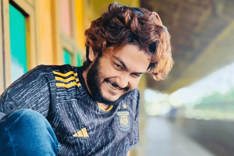 bangladeshi actor shanto khan and father beaten to death during unrest in dhaka