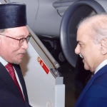 malaysian prime minister arrives his official visit in pakistan