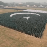 pakistan smashes indian record by forming largest human flag at lahore youth festival