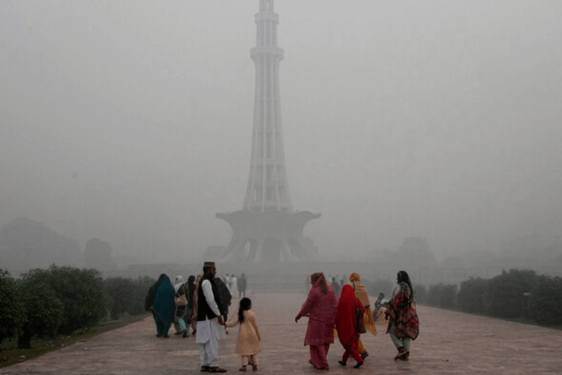 punjab battles escalating smog crisis with heightened air quality measures