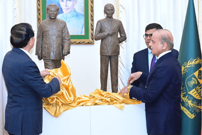 PM Hails Pakistan-China Ties at Historic Statue Over Ceremony