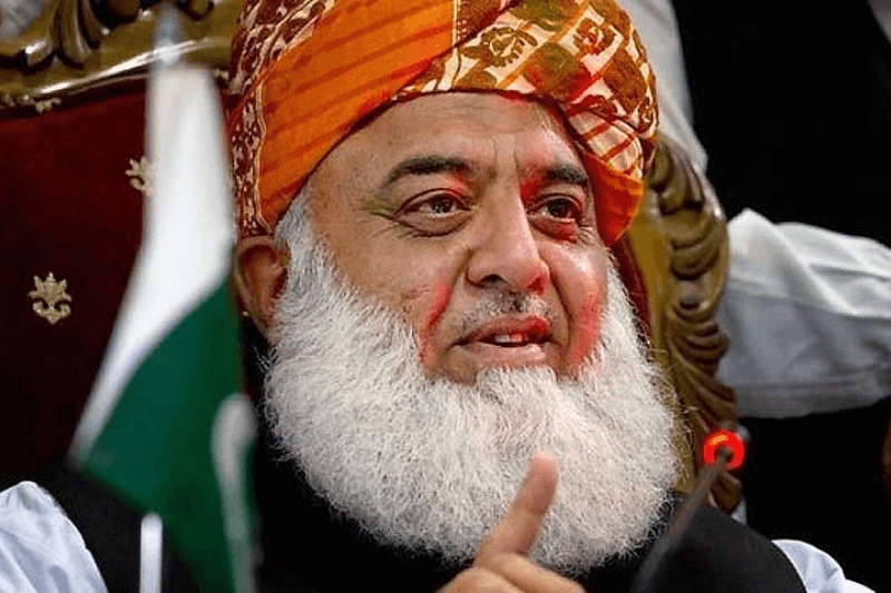 JUI-F Chief Fazlur Rehman Takes Health Break, Suspends Political Activities