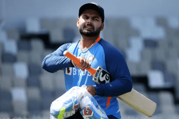 Basit Ali Backs Rishabh Pant as India's Future Captain Over Shubman Gill