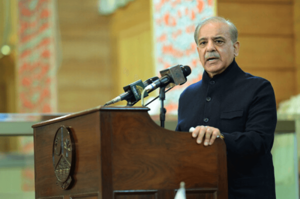 PM Shehbaz Sharif Calls for Talks with India to Settle All Issues Including Kashmir Dispute