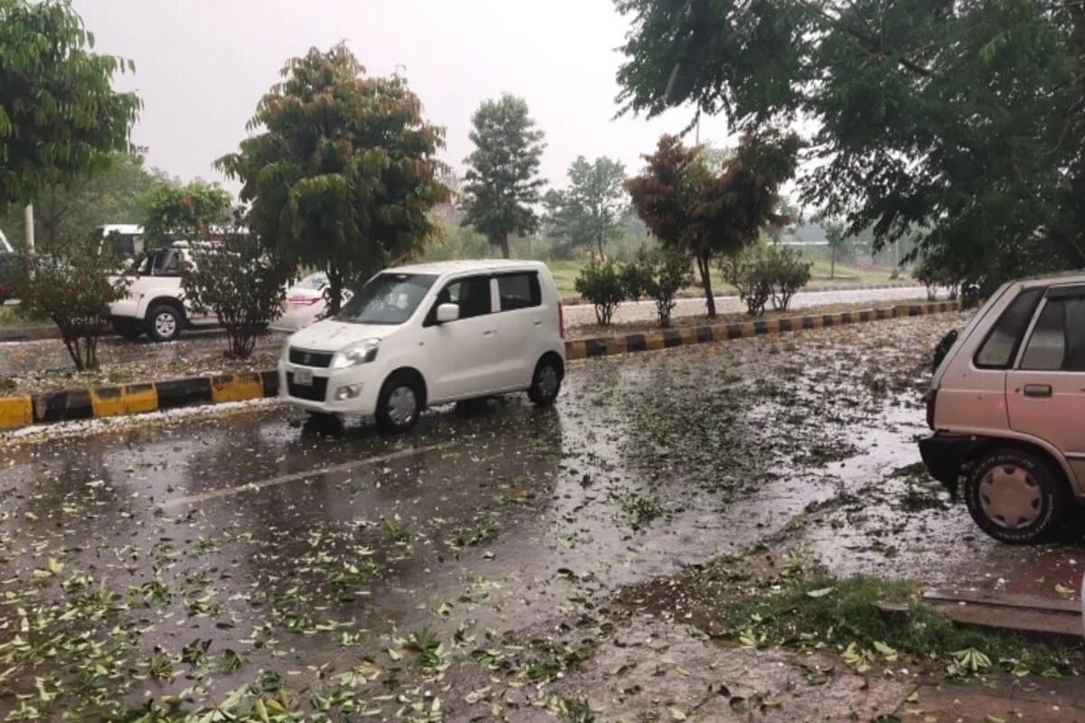 Severe Hailstorm in Islamabad, Weather Turns Chaotic