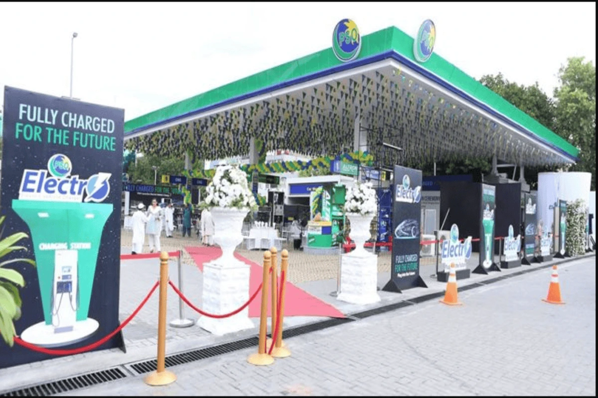 pakistan extends ev fast charging stations