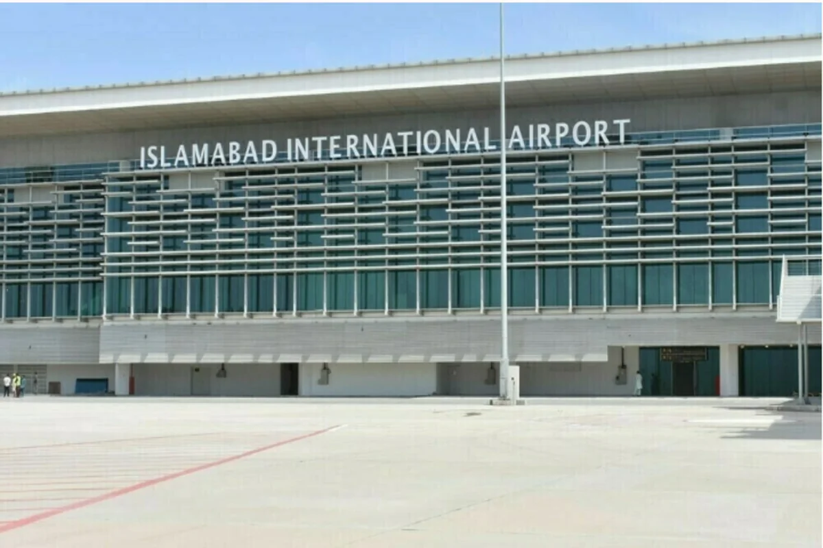 Pakistan Hands Over Islamabad Airport Operations to UAE
